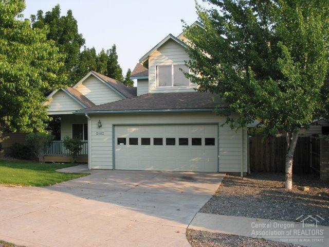 Great contemporary home that shows and will live like new! Master bedroom on first floor, new appliances, first floor carpet, wood/laminate flooring, and much new paint throughout. The landscaping is low maintenance and nicely appropriated with fenced yard, fruit trees, front lawn and contoured natural rear yard! A great NE neighborhood distant from the traffic on 27th Street and Wells Acres Rd and only a couple blocks from Mt. View H.S. and Butler Market Store!