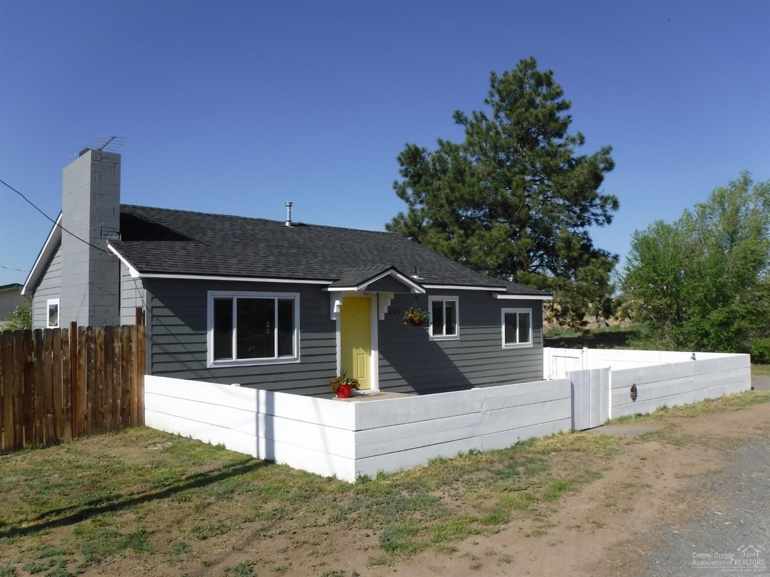 Adorable remodeled Redmond cottage with stunning mountain views, lives large with a wide open floor plan. Brand new architectural roof, Hardiplank siding, EnergyStar vinyl windows, engineered hardwoods and ceramic tile throughout, fresh interior paint and new natural gas stove. Fully fenced yard with RV parking. Walking distance to downtown Redmond breweries to the west, and 1 block east to BLM for bike/ATV riding or shooting.