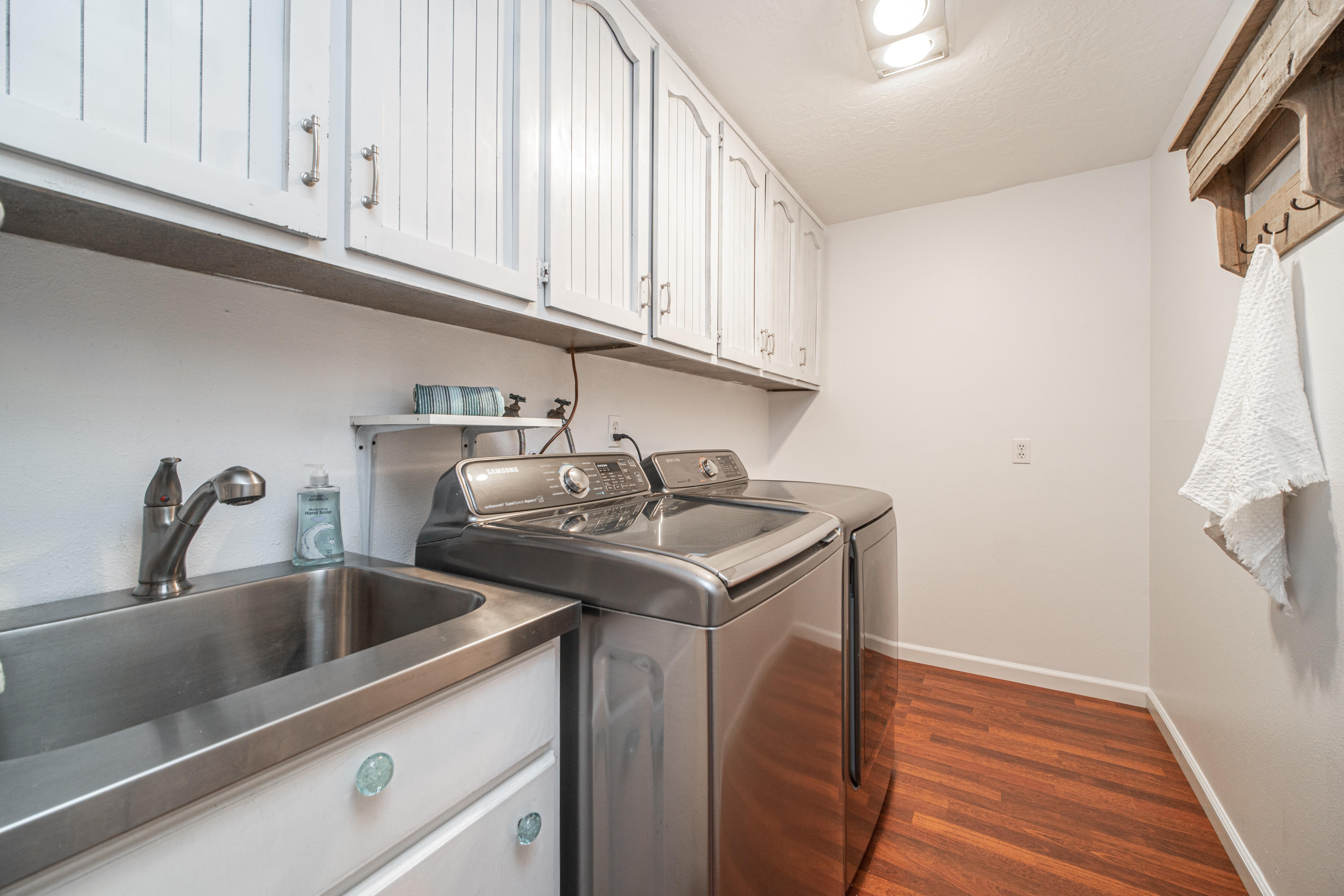 Tillicum Village - Residential