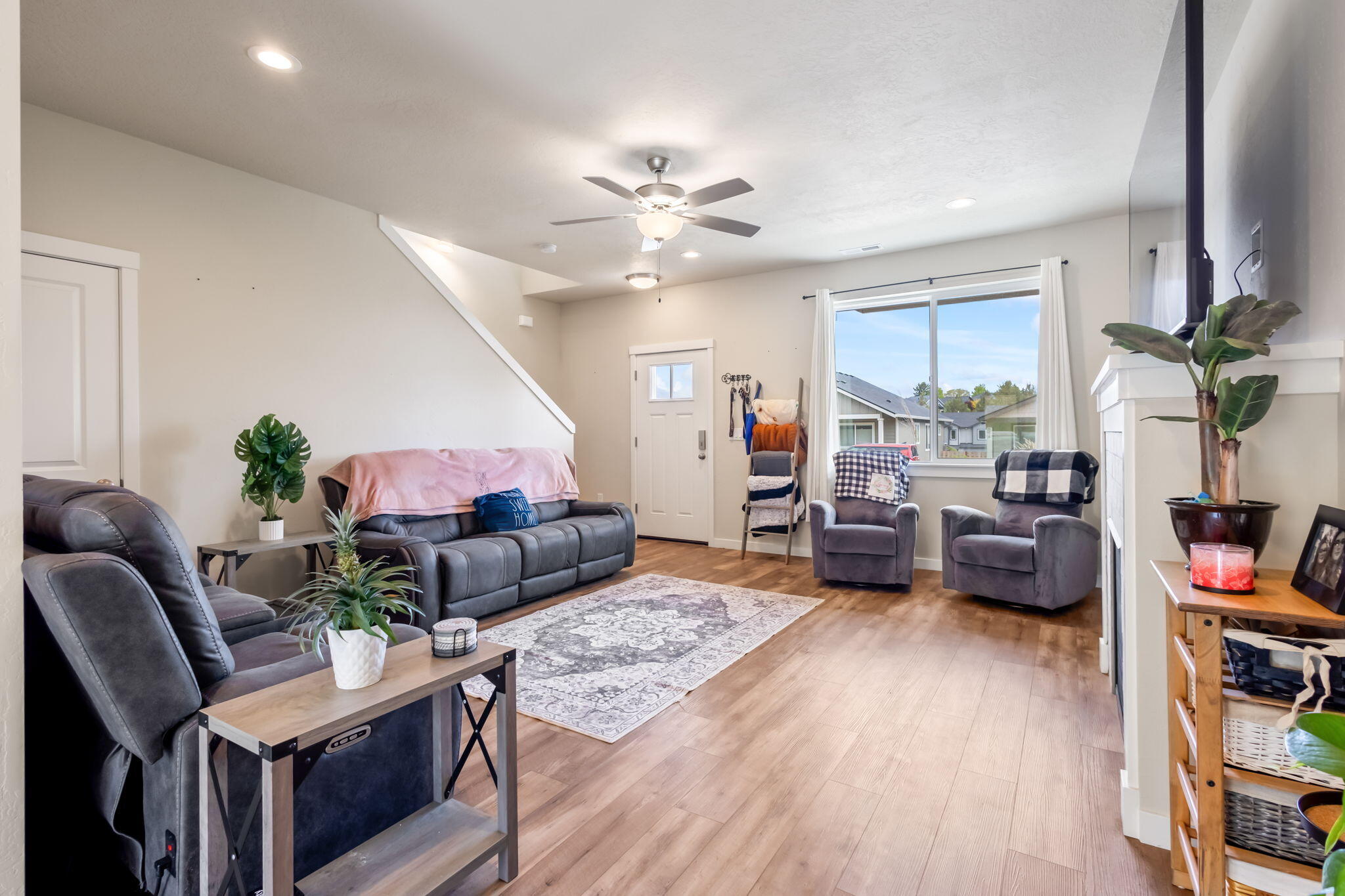Stoneridge Terrace - Residential