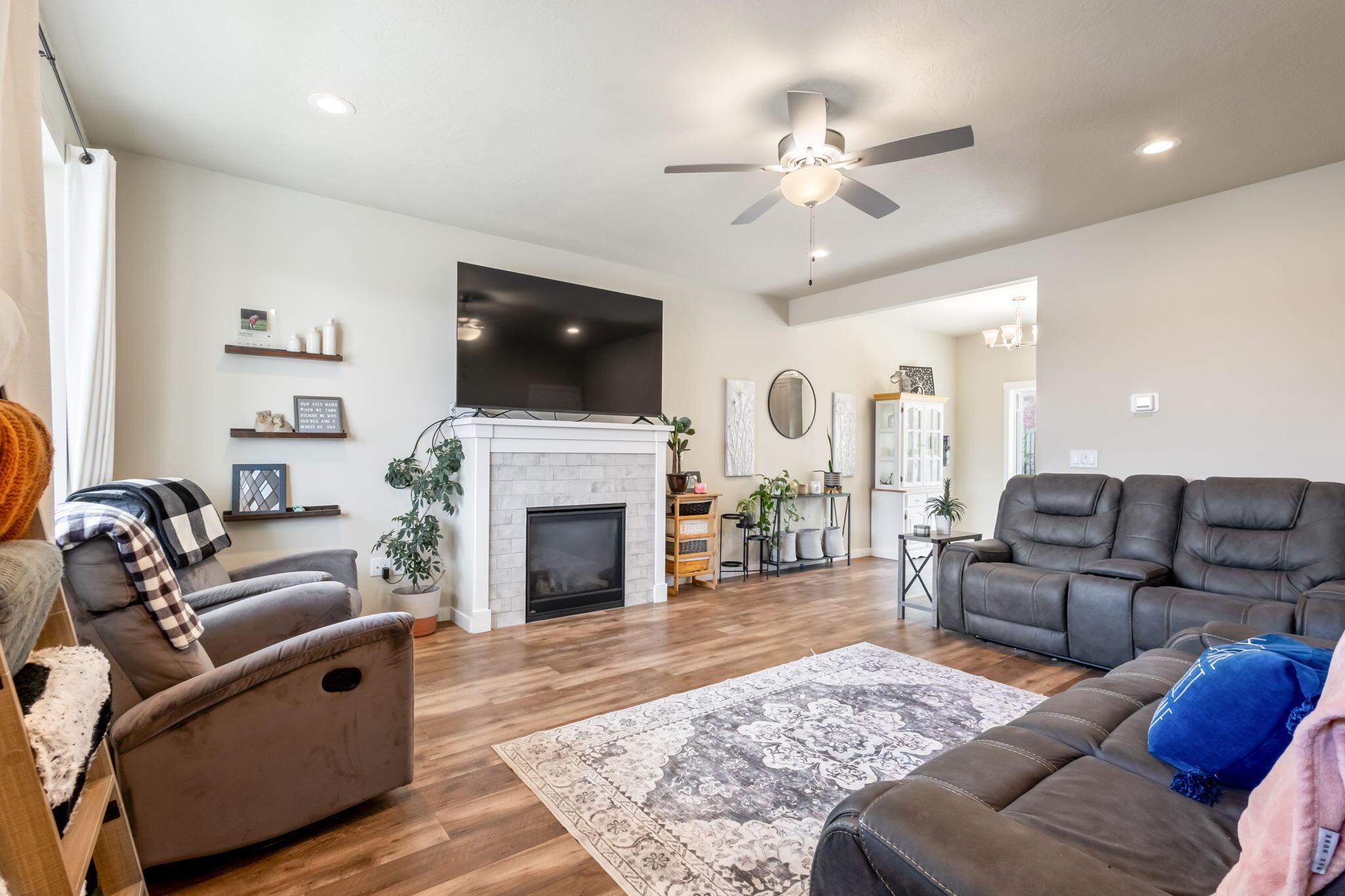 Stoneridge Terrace - Residential