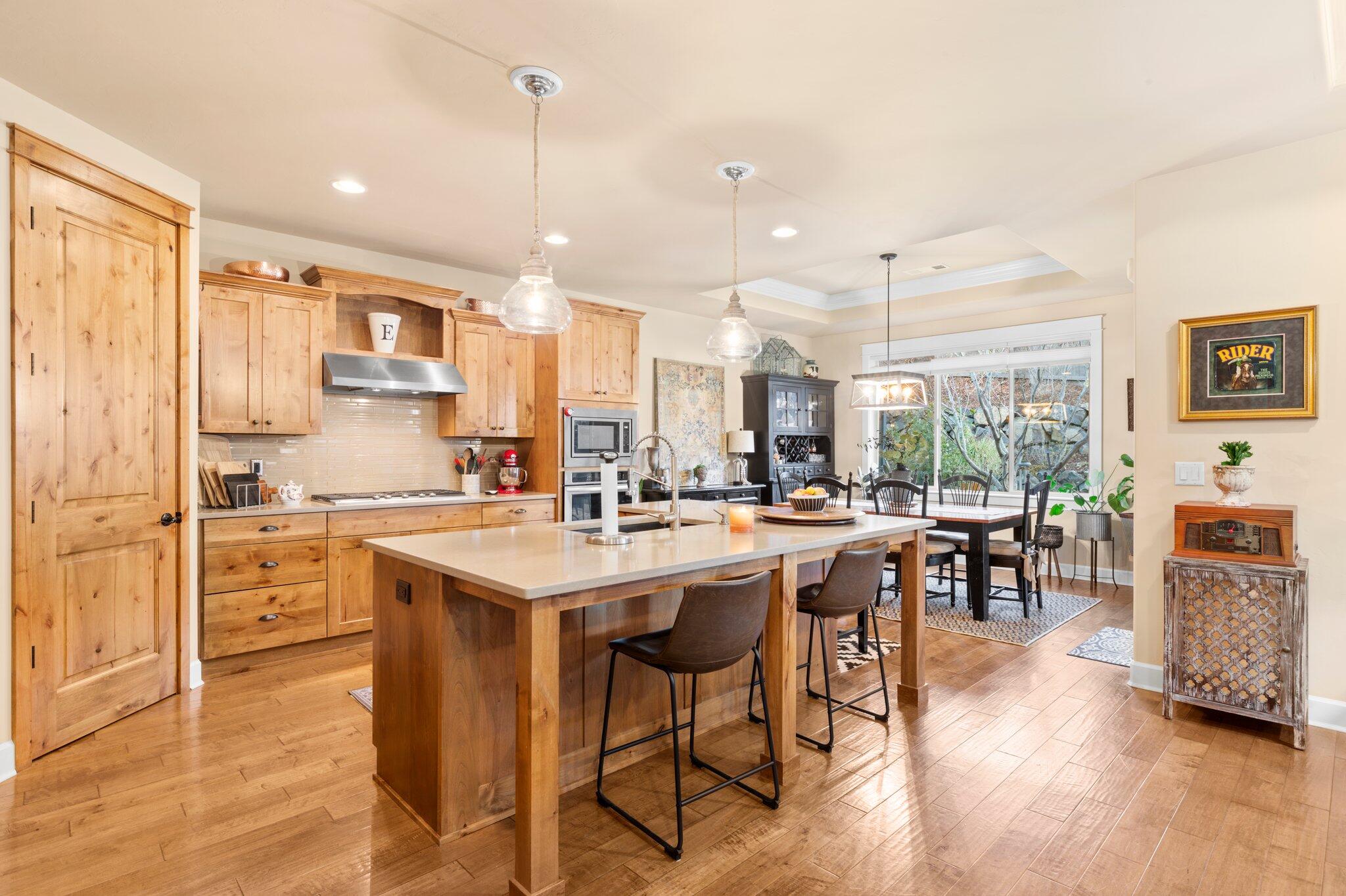 Bella Vista Heights Phases 1 & 2 - Residential