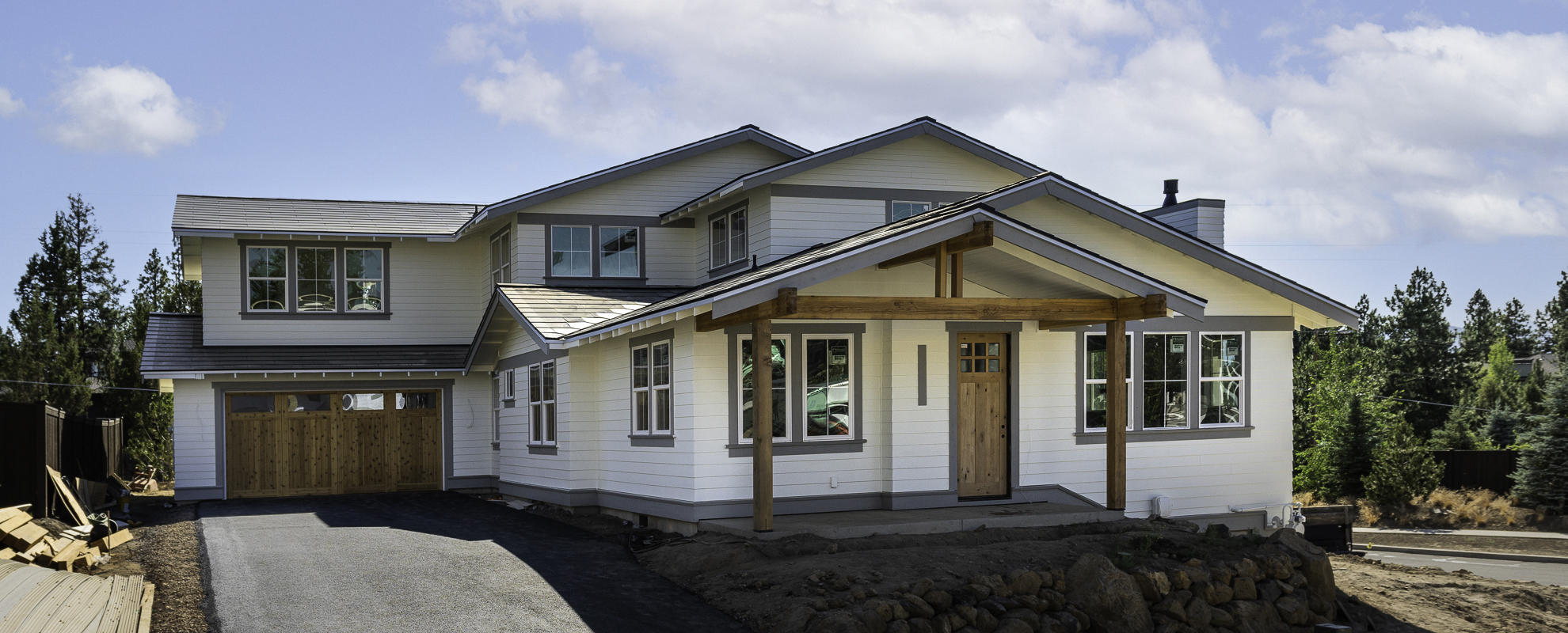 *For comps only* 
Brand new custom craftsman home near Shevlin Park.

Main house is 4b/3ba at 2443ft ---
Above garage ADU is 2b/1ba at 779ft ---

TESLA solar roof makes this home net positive.