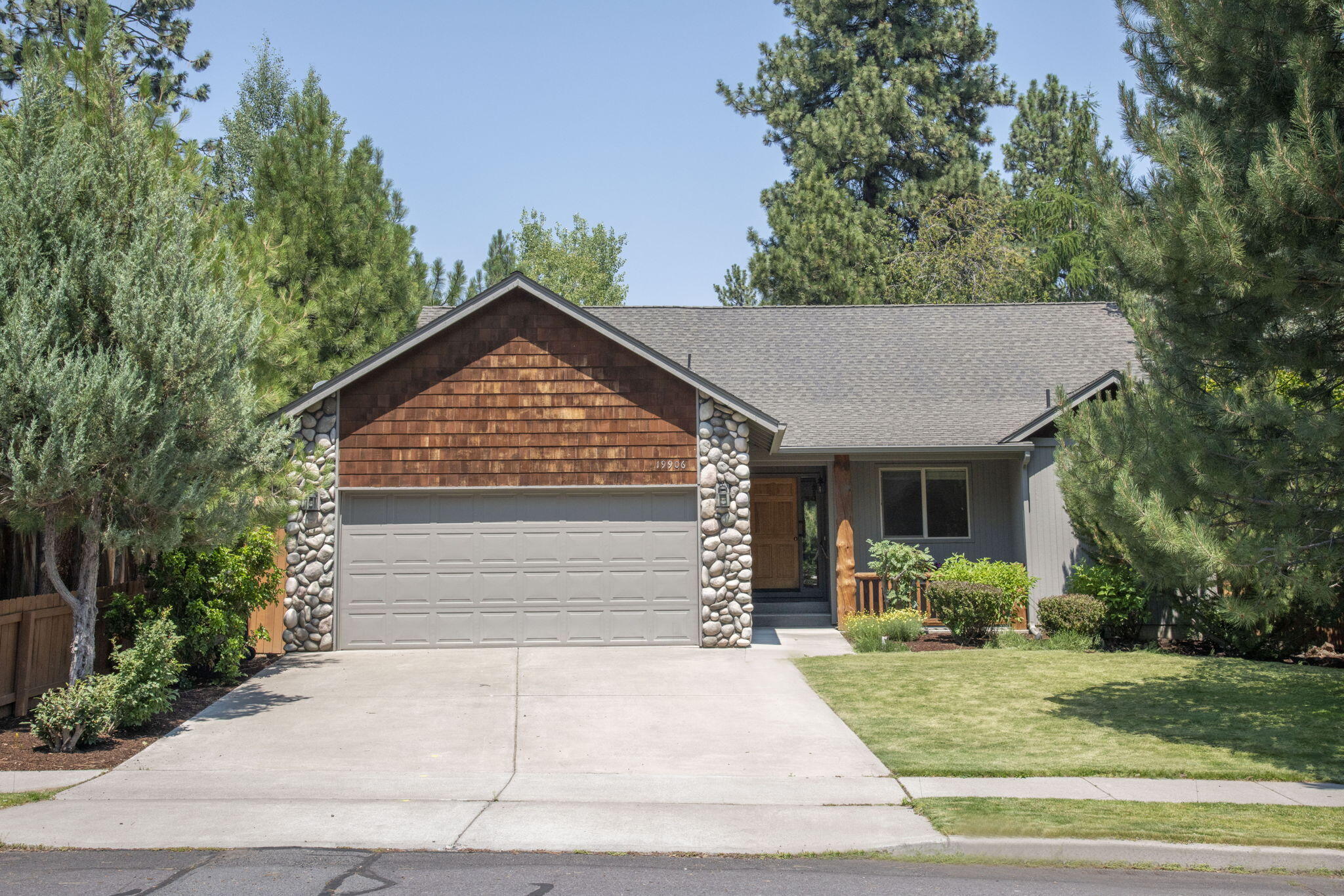 Located in the sought-after Quail Pine Estates neighborhood, this gorgeous single-level home blends modern updates with timeless charm. Fresh interior paint and brand-
new luxury vinyl plank flooring create a bright and welcoming atmosphere throughout. Vaulted ceilings enhance the spaciousness of the open floor plan, while the large 
primary suite offers a peaceful retreat with great separation from the secondary bedrooms—ideal for privacy and functionality.

Step outside to enjoy a private backyard with mature landscaping perfect for relaxing or entertaining. Just a few blocks from scenic River Trail access and minutes to the shops, 
restaurants, and entertainment of the Old Mill District, this home offers the best of both nature and convenience.

Don't miss this move-in-ready gem in one of Bend's most desirable locations!