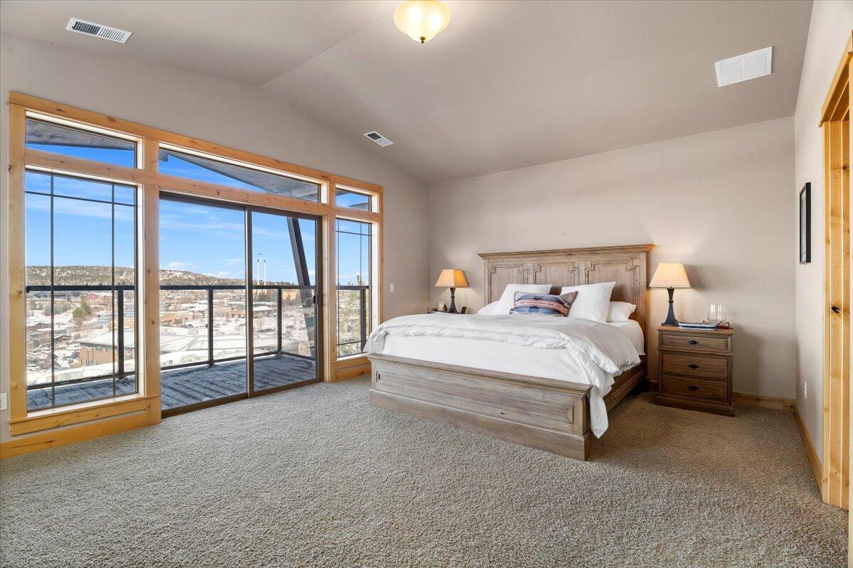 The Bluffs River Ben - Residential