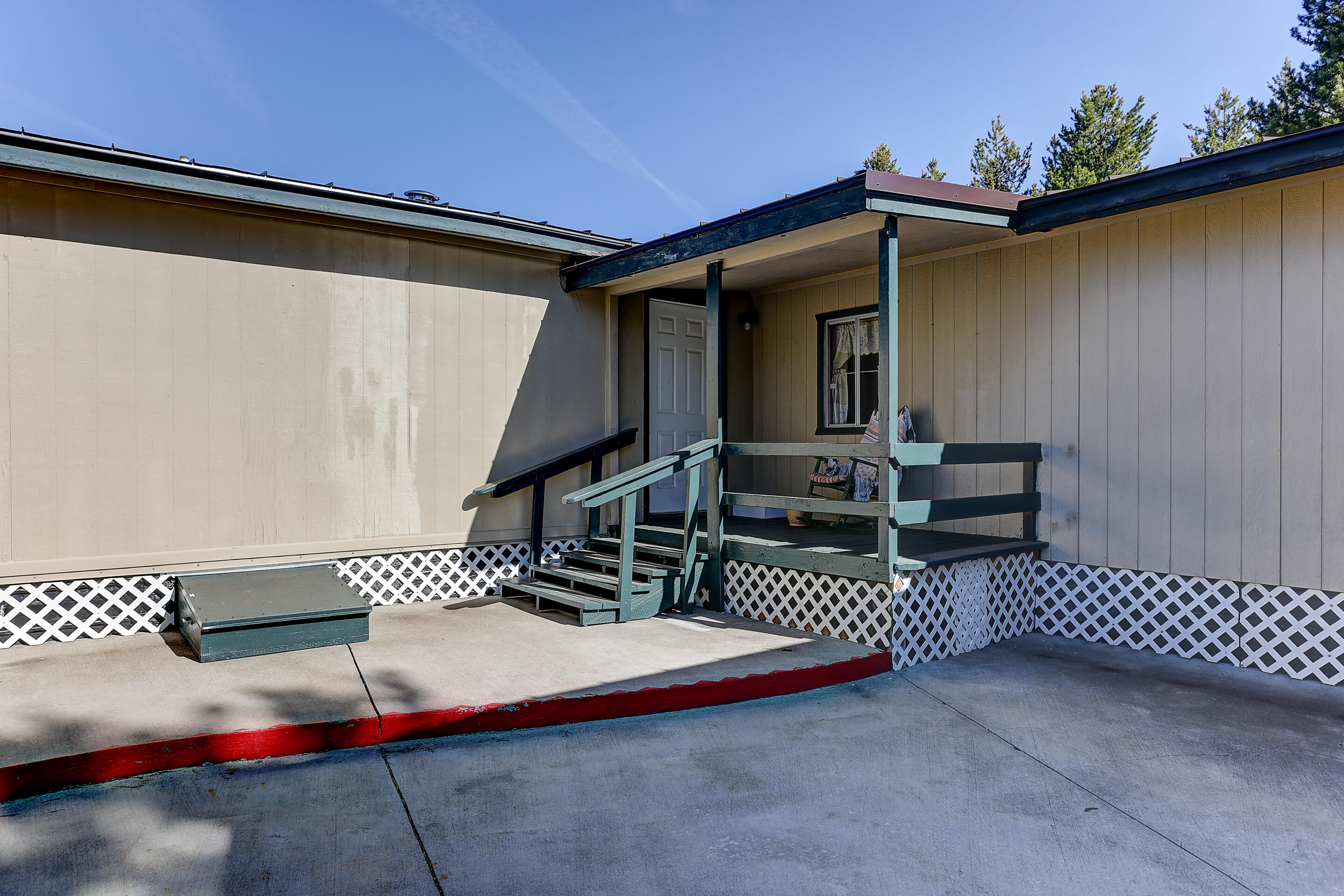 Sun Forest Estates - Residential