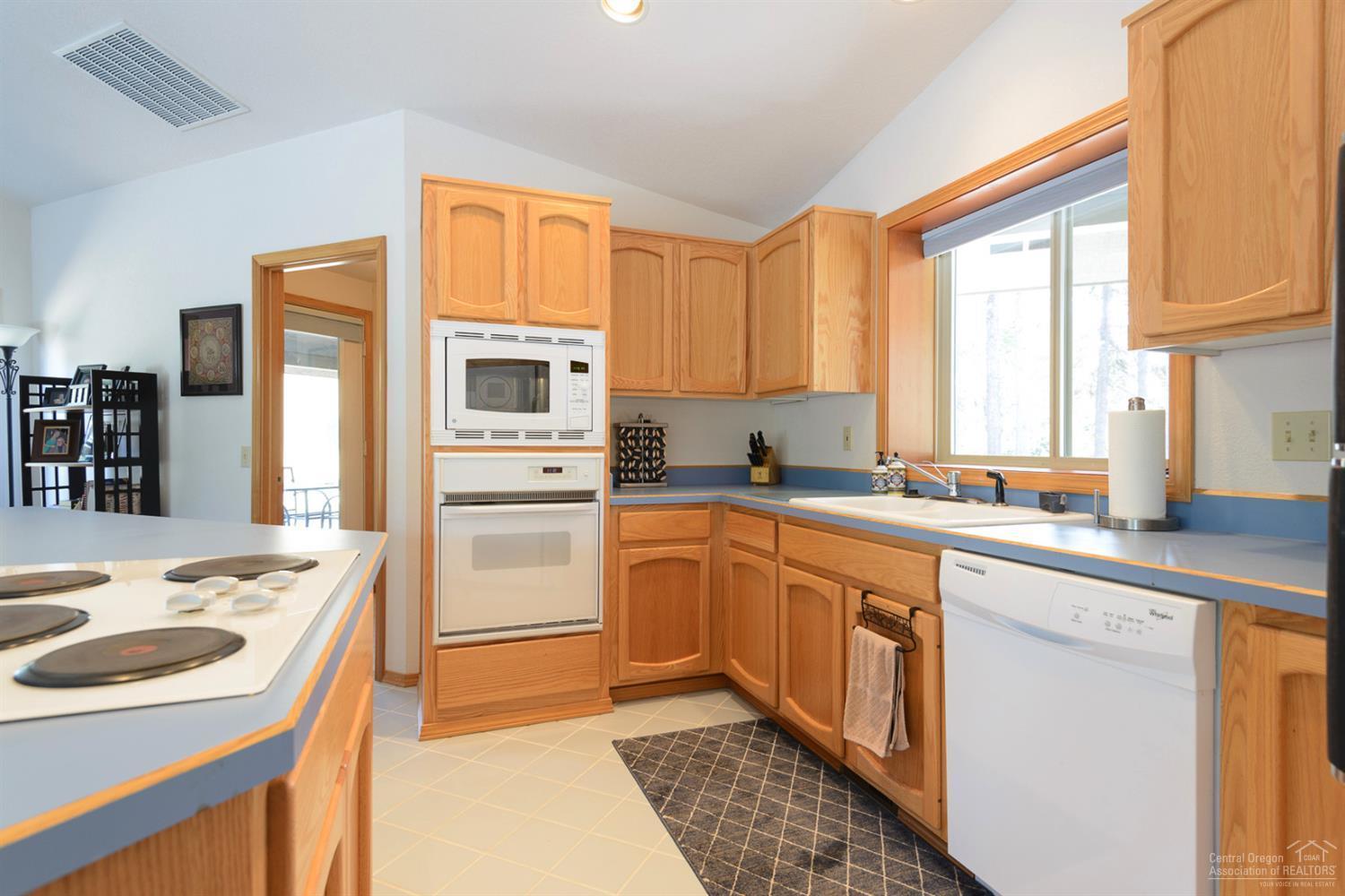 Fairway Crest Village - Residential