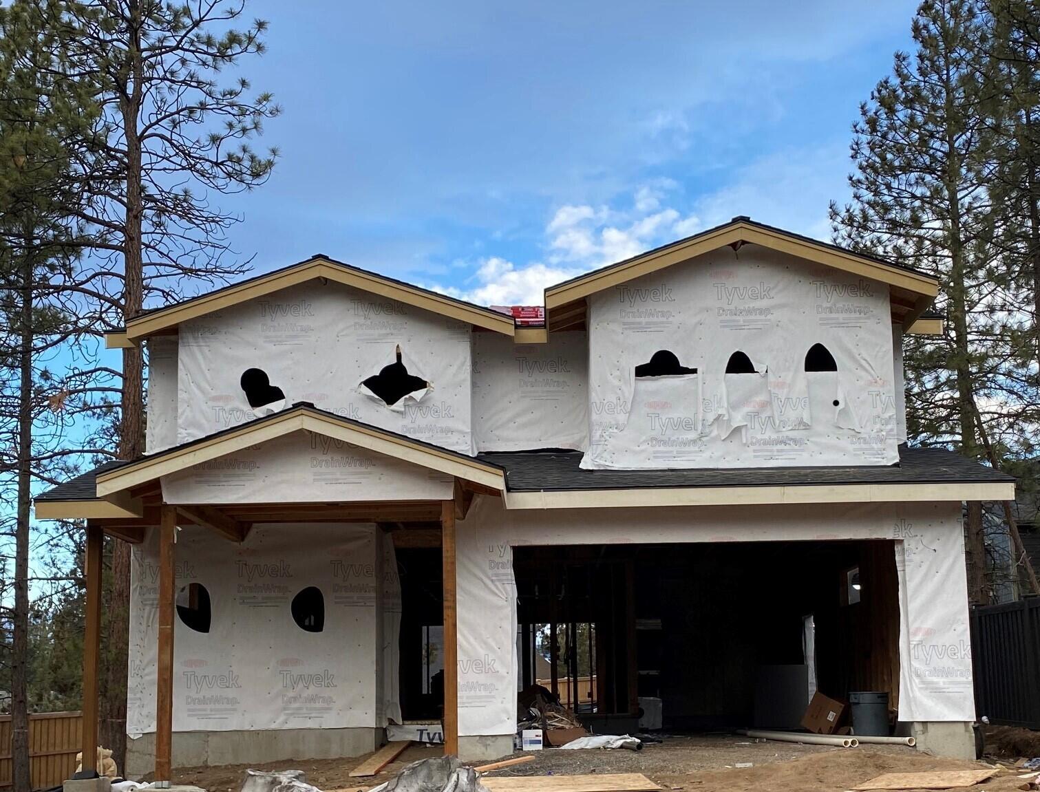 Situated on Bend's West side in the new Marken Summit neighborhood, located near shopping, schools and restaurants. This Northwest Modern style home features a creative selection of finishes and an efficient floor plan fit for any buyer. Enjoy the impressive primary suite featuring large walk in closet, tiled shower, and double vanities. Also upstairs you will find two bedrooms as well as a generous sized bonus room. Another bedroom downstairs would function well as an office or den. The kitchen features custom cabinets, slab quartz countertops, and stainless steel appliances. 2 car garage. Earth Advantage Certified and built by Stone Bridge Homes NW.