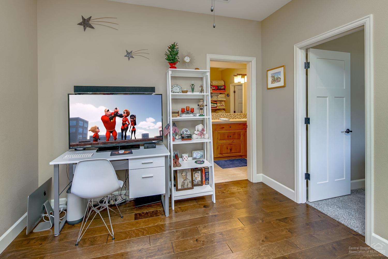 Eagle Crest - Residential