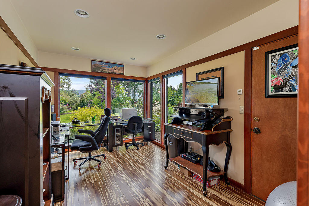 Rogue Valley Estates Subdivision - Residential
