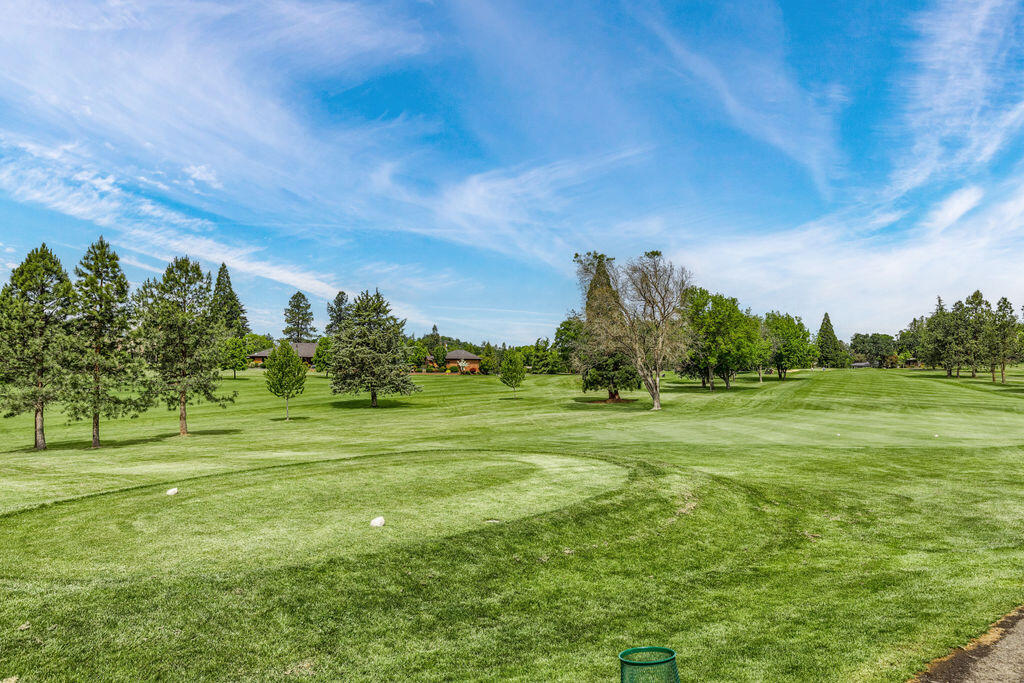 Rogue Valley Estates Subdivision - Residential