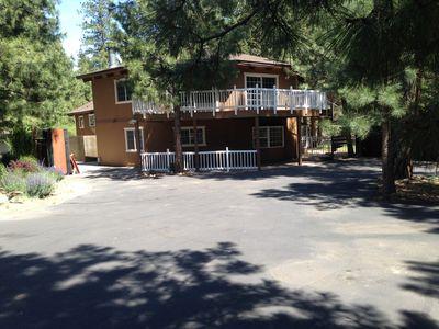 This welcoming 2172 sf home, 3 bed 2.5 bath bordering US National Forest in the sought after neighborhood of Tollgate. With an additional 984 sqft  1 bedroom living quarters down stairs with its own kitchen, living room and full bathroom. This is a great home for those that need the extra room. The living quarters below has its own separate entrance as well. Just a few minutes out of Sisters, OR at the base of the cascade mountains. Vaulted ceilings with beautiful natural open beam woodwork. Lots of room for that growing family.

Please respect the owners privacy - NO drive-by's.
