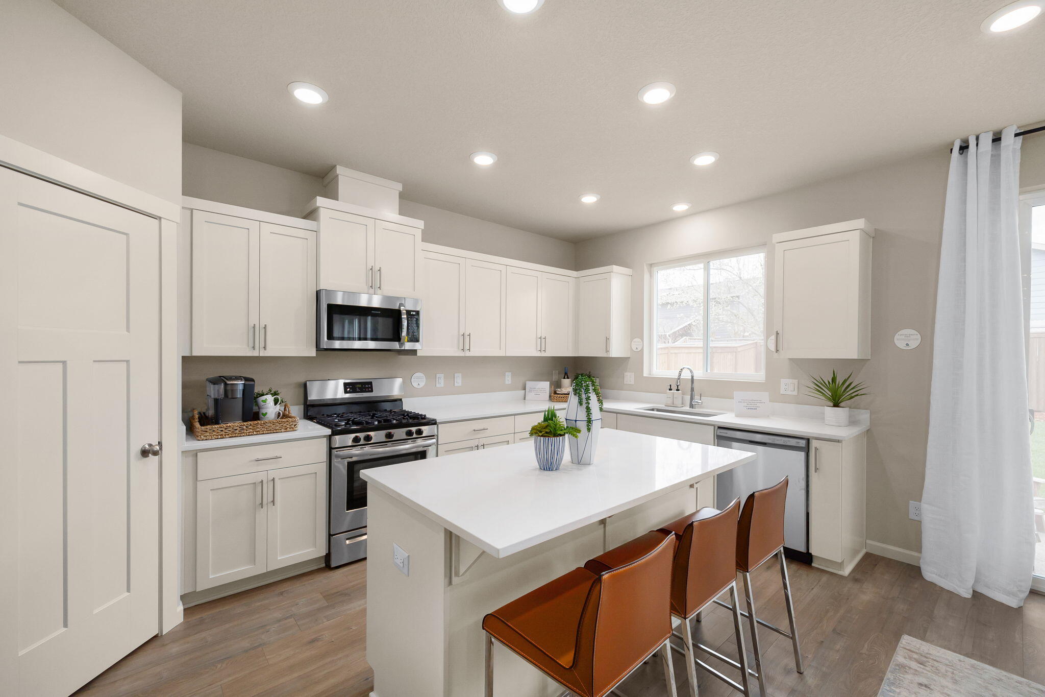 Acadia Pointe Phase 1 and 2 - Residential