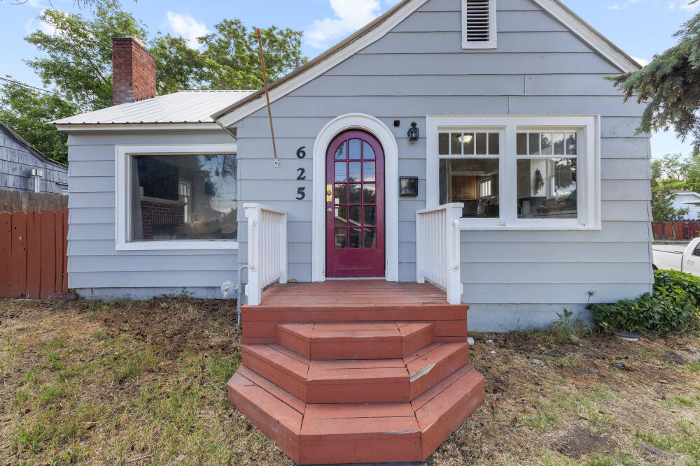 Charming and efficient 2-bedroom, 1-bath home located on a corner lot in the heart of Klamath Falls. Built in 1930, this well-maintained home offers 748 sq ft of cozy living space with classic character and updates throughout. Interior features include a functional layout, updated paint, and plenty of natural light. Situated on a 3,485 sq ft lot with off-street parking and space for gardening or outdoor living. Perfect for first-time buyers, investors, or those looking to downsize. Convenient location close to schools, parks, and shopping.
