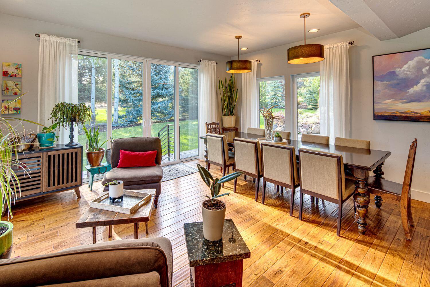 Eagle Crest - Residential