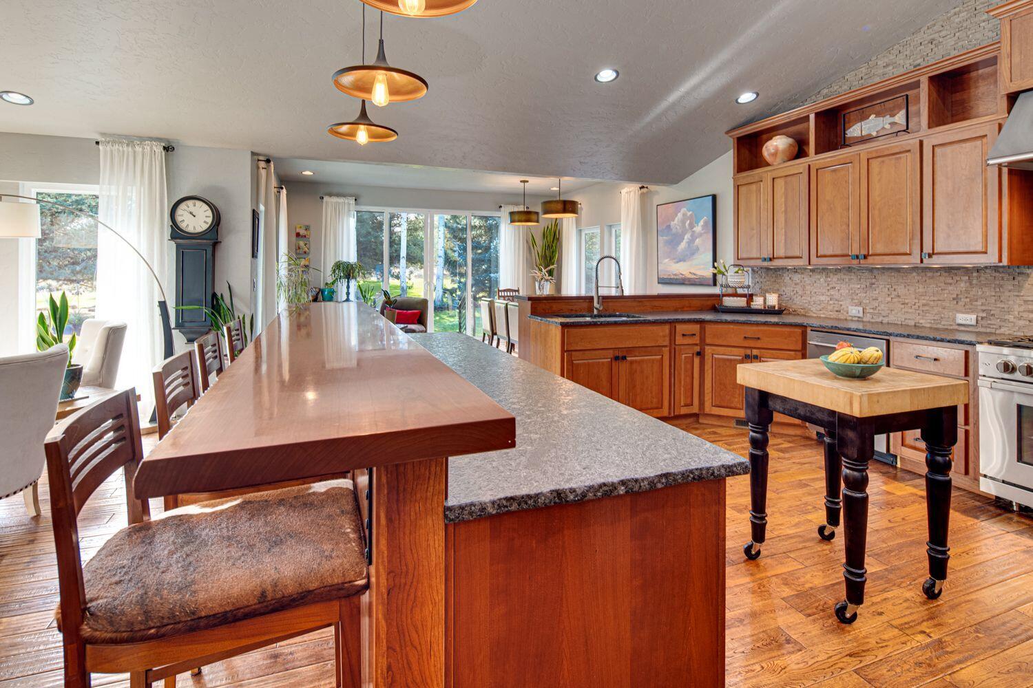 Eagle Crest - Residential