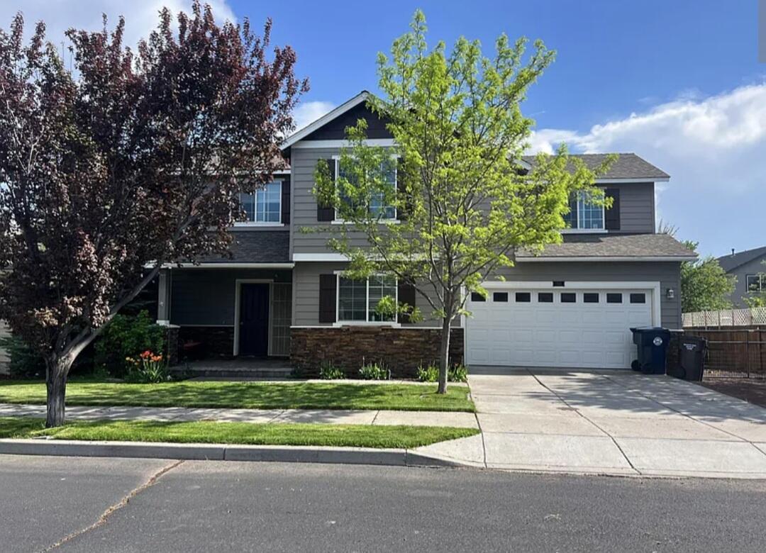 Centrally located in a quiet street on the Redmond's West side with easy access to schools and shopping. 4-bedroom 2.5 bath great for the growing family with room for the little ones and pets. There is a large graveled area for extra parking and access to the backyard so bring your toys. Large fenced backyard with a fire pit, cover patio, and a balcony off main bedroom, mature trees and a huge storage shed. Comes with air conditioner to keep cool in the hot summer months and a gas fire place in the living room.