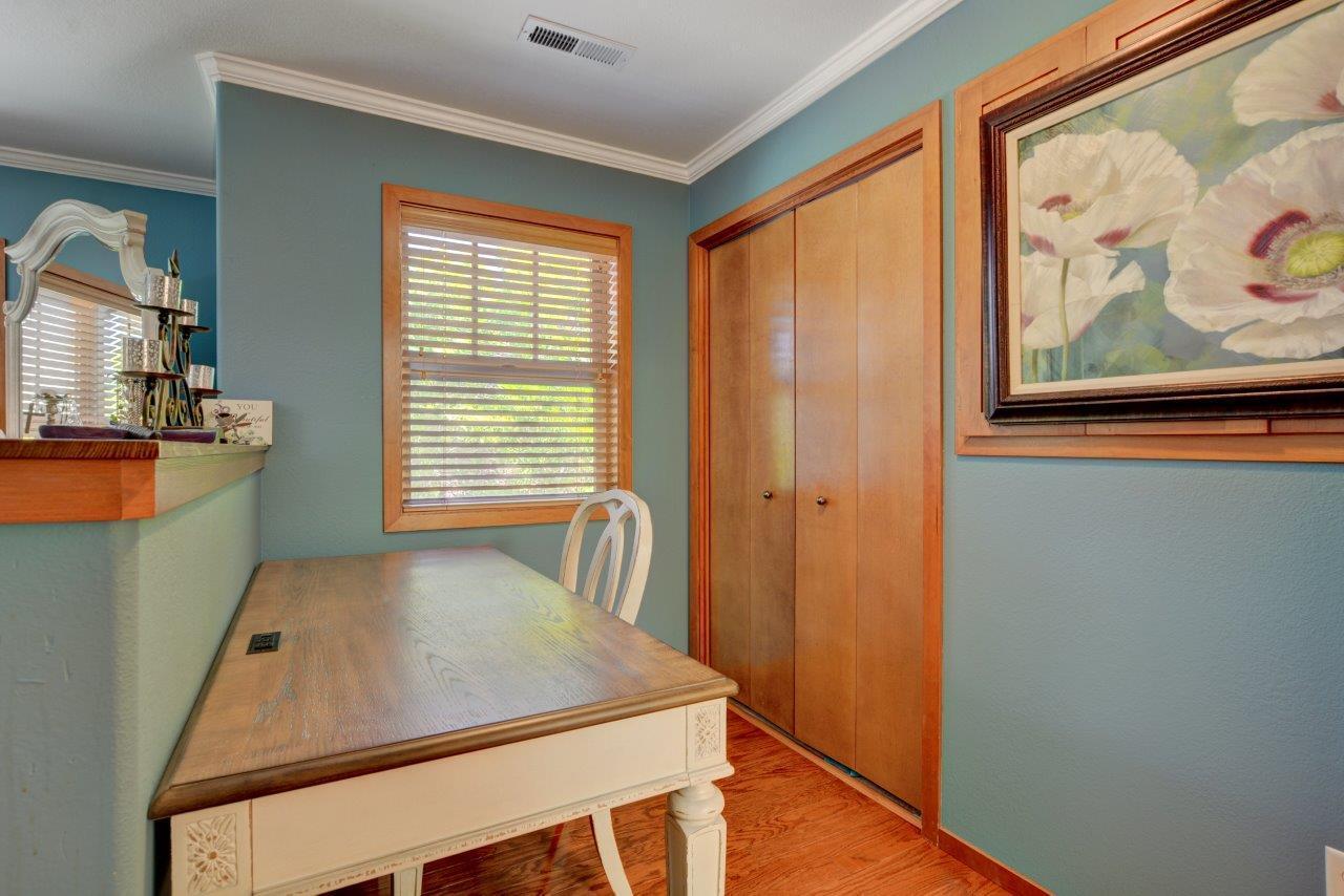 Alderwood Townhomes - Residential