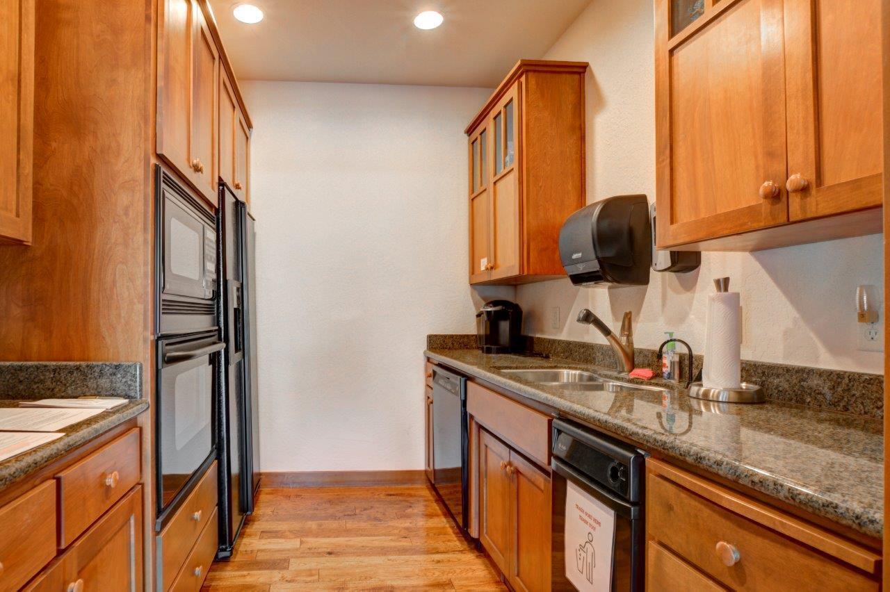 Alderwood Townhomes - Residential