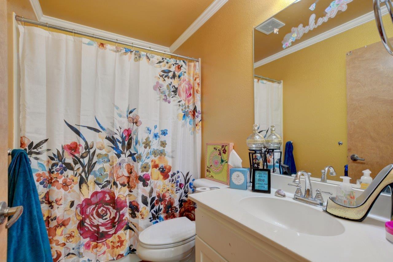 Alderwood Townhomes - Residential