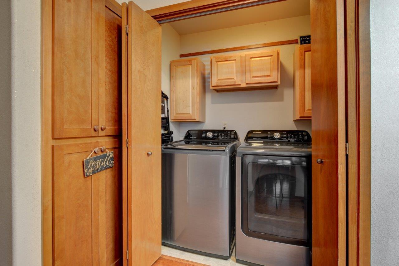 Alderwood Townhomes - Residential