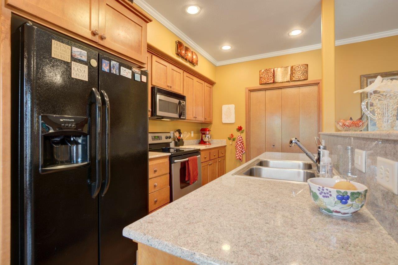 Alderwood Townhomes - Residential