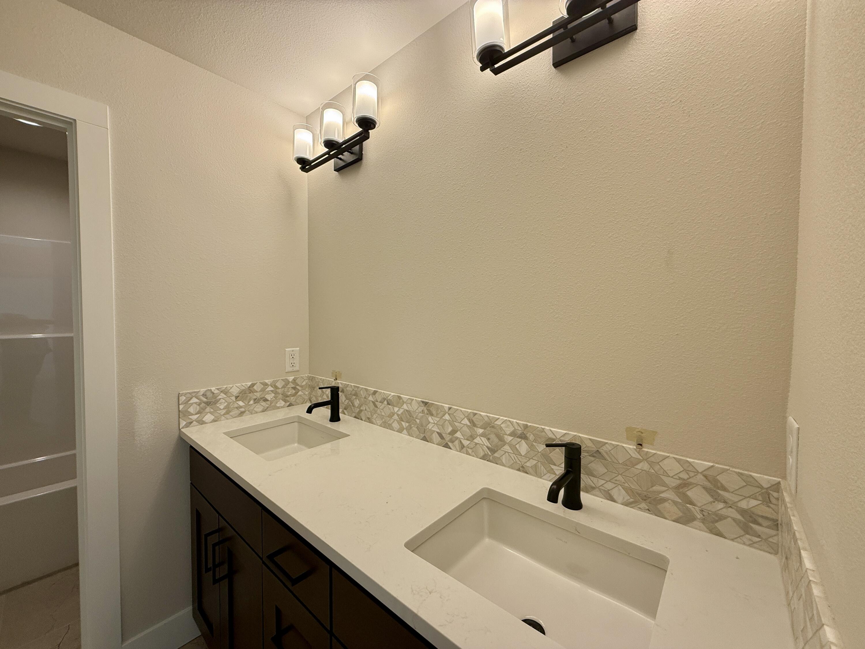Sunset Glen - Residential