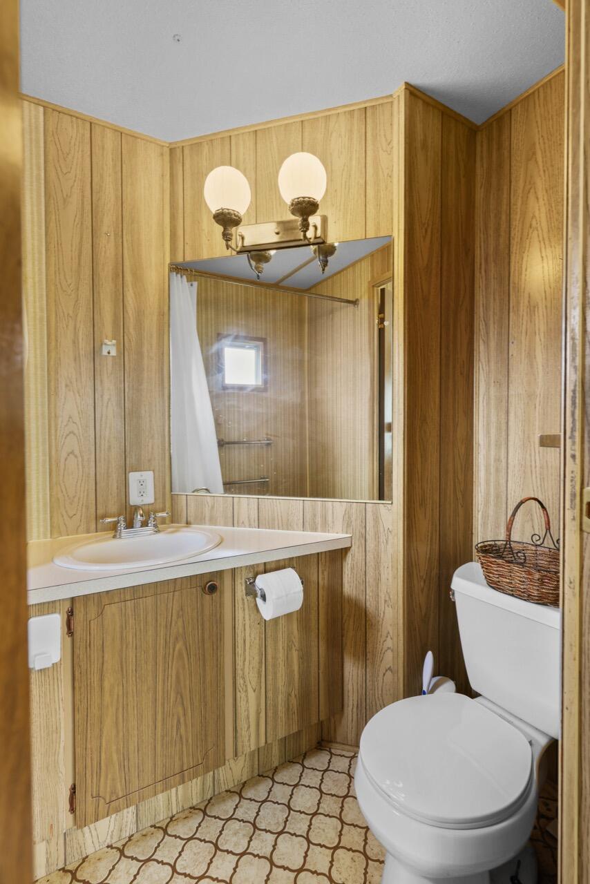 Rogue Lea Estates - Residential