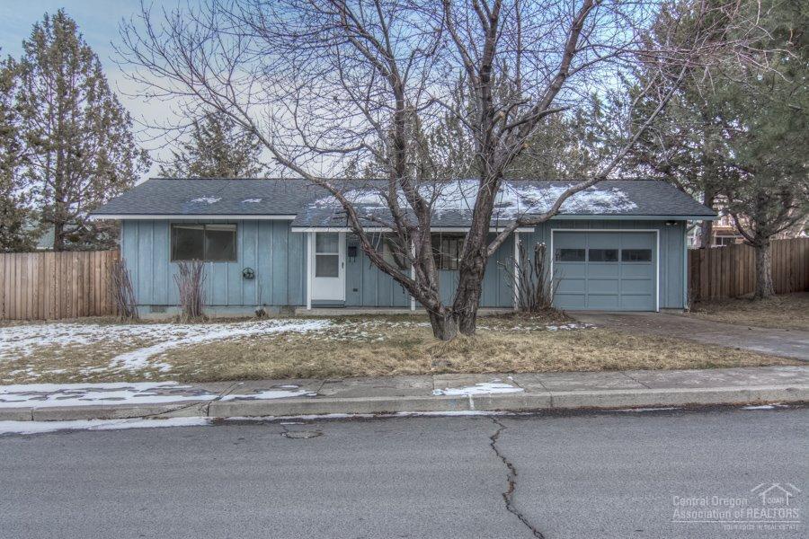 Cute, Clean and ready to move into. This single level features new interior paint, microwave, disposal & new roof in 2013. Situated on a large .22 acre private fenced lot close to St. Charles Hospital and medical facilities. This is a perfect starter home or investment property.