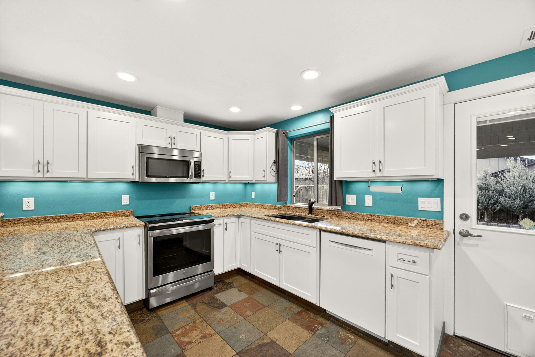 Fallbrook Meadows - Residential