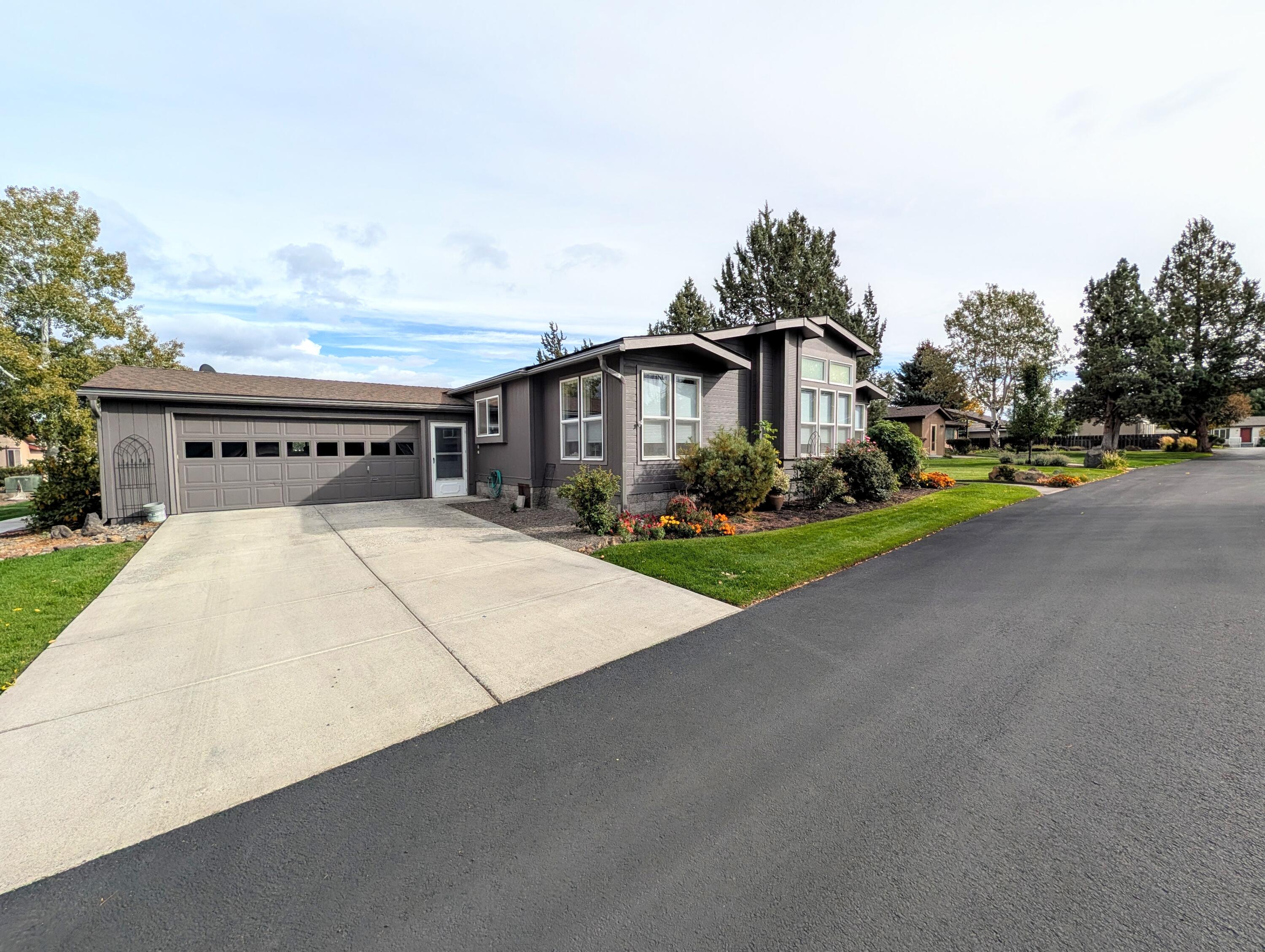 Snowberry Village - Residential