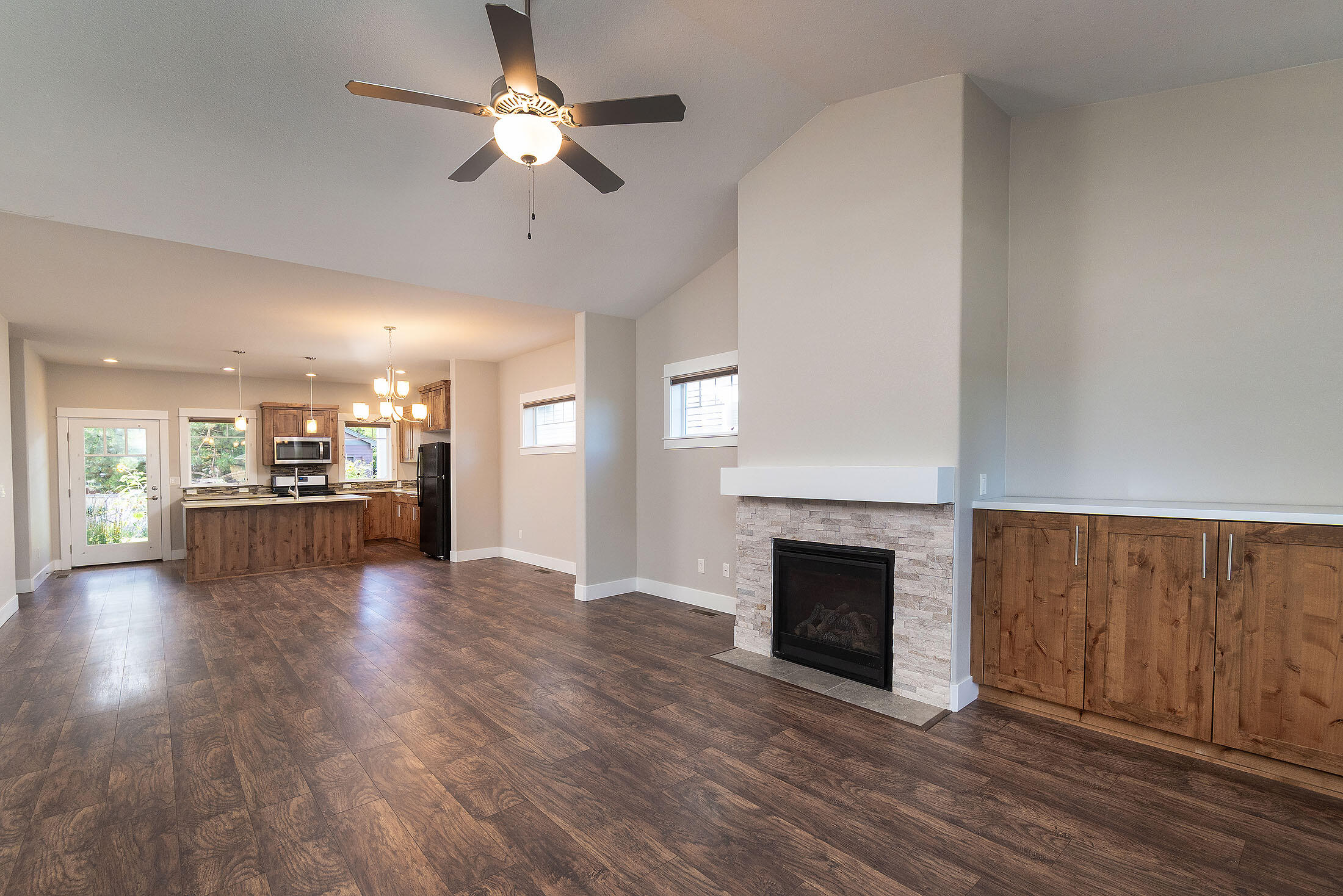 Canyon Rim Village - Residential