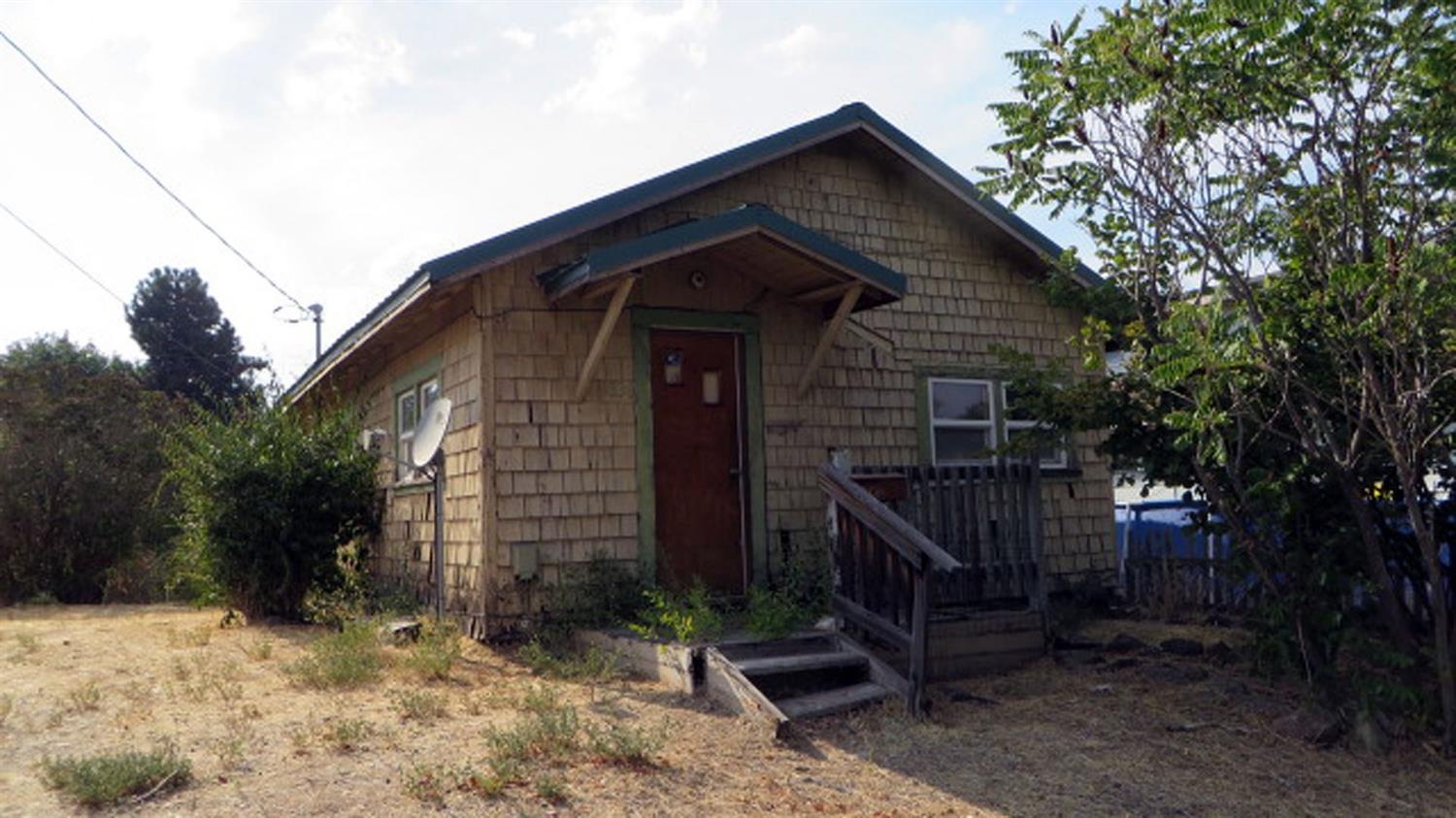 This one needs major repairs! Nice location close to Hospital and OIT. Has vinyl windows and circuit breaker electric service panel. Property is being sold As-Is for cash only. Seller is not interested in contract terms.