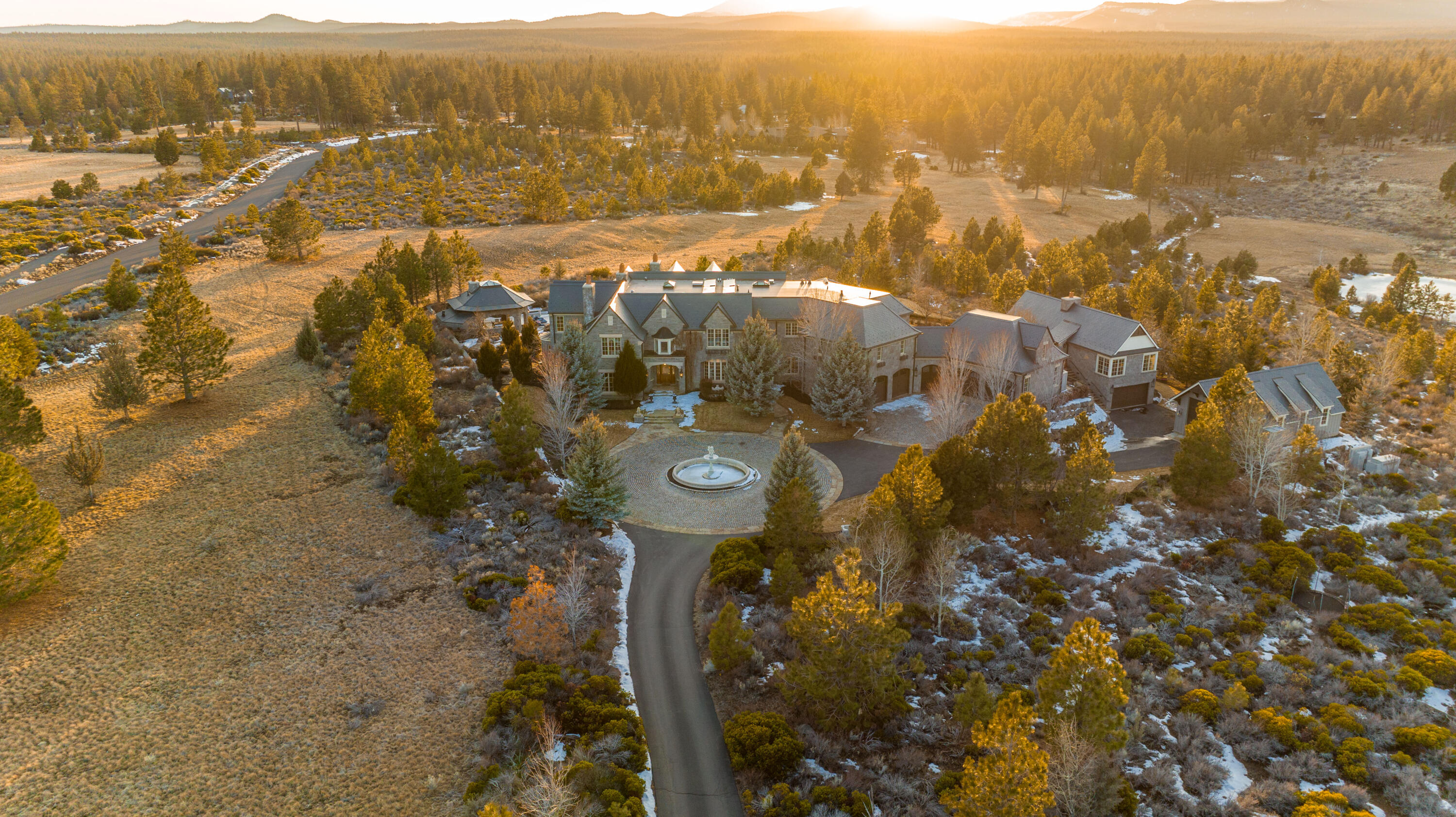 The Highlands at Broken Top - Residential