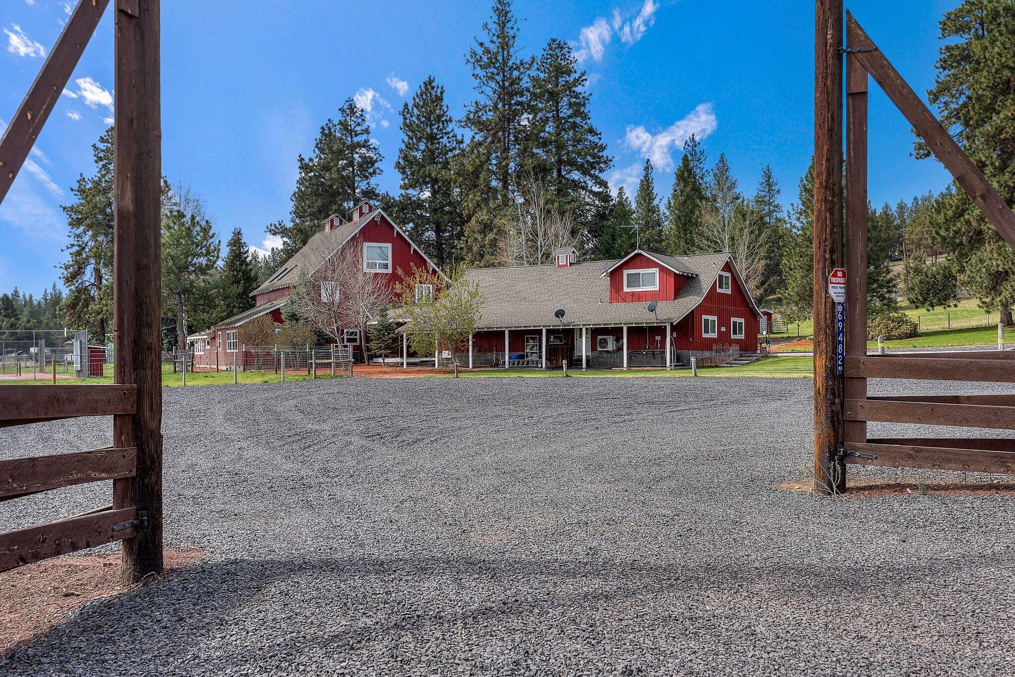 Panoramic View Est - Residential