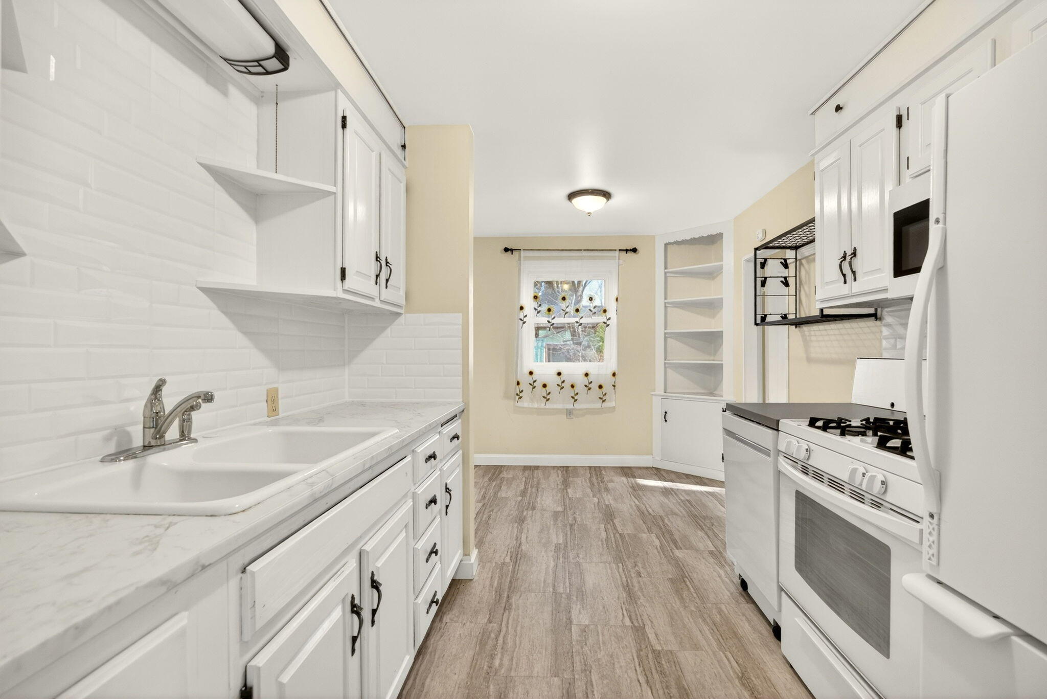 Prachts Alaska Addition - Residential