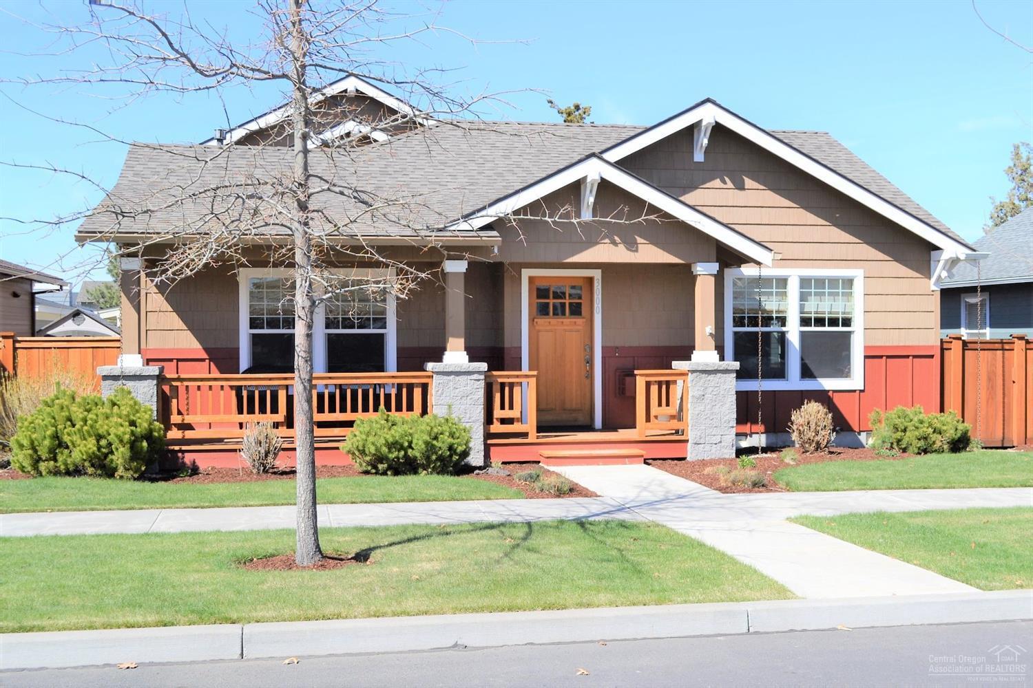 Charming craftsman in Oakview! This 3 bed, 2 bath home has many features. Master on the main with double vanity and walk-in closet. Hardwood red oak flooring and gas fireplace in the great room. Stainless appliances in kitchen with breakfast bar. Upstairs there is a bonus room, 2 beds and 1 bath. Natural gas forced air throughout with AC. Covered front porch. Trex deck in the back for entertaining. Fully fenced backyard. Landscaped with sprinklers and much more! Close to schools hospital and shopping.