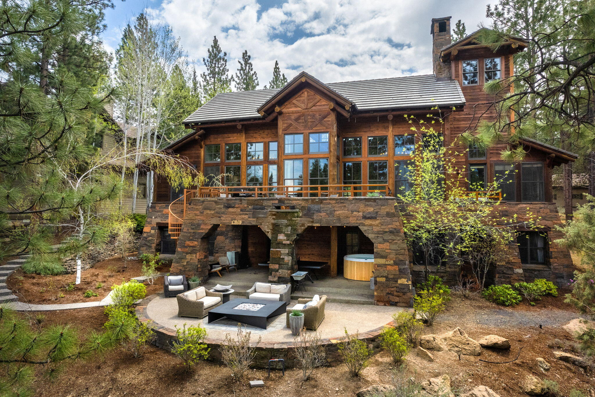Broken Top - Residential
