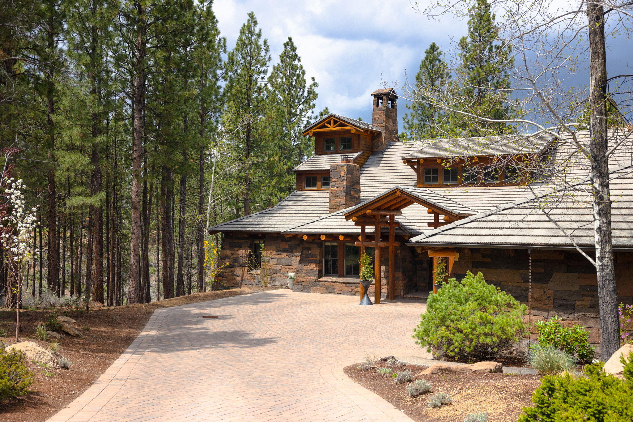 Broken Top - Residential