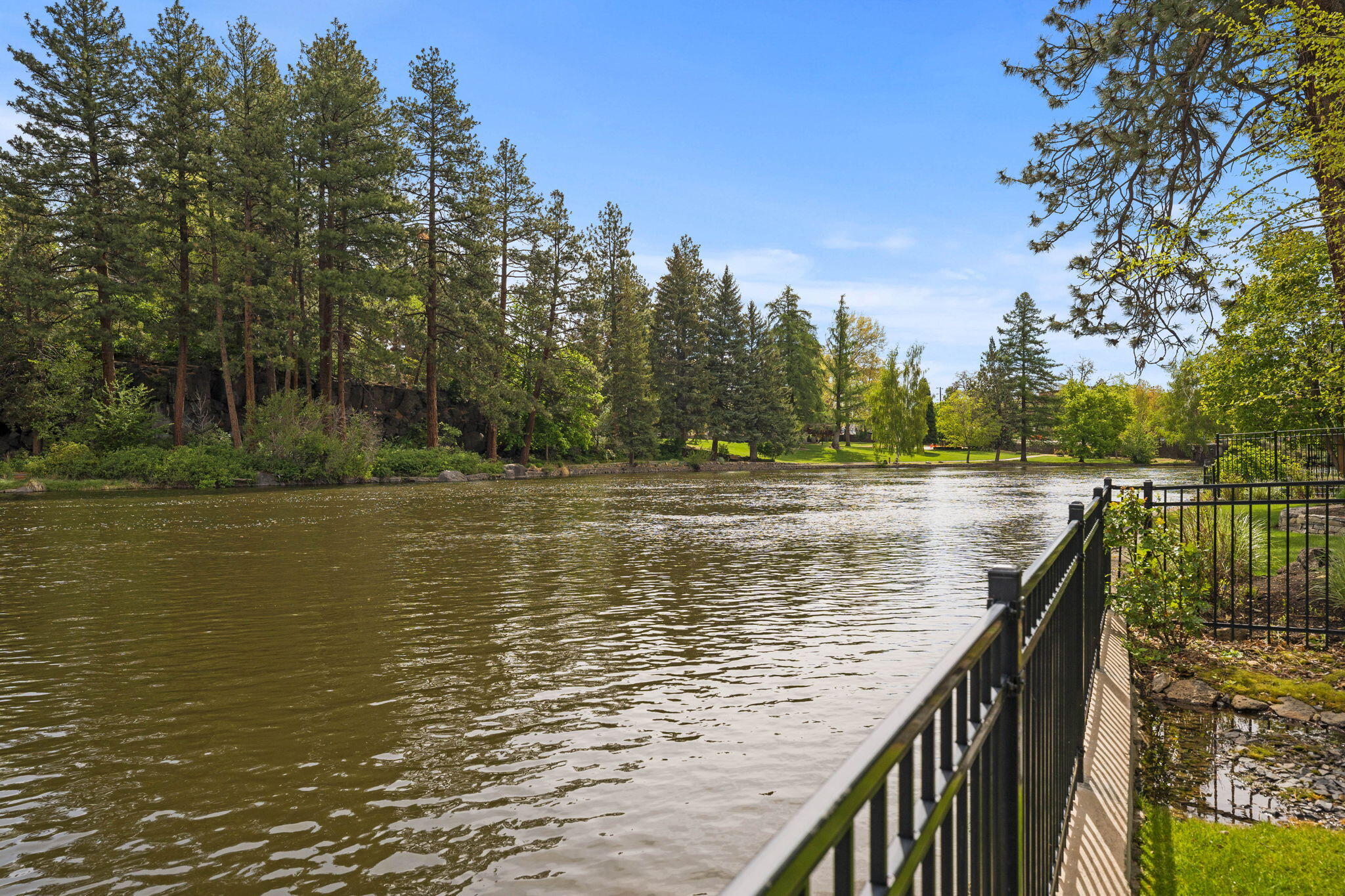 River Terrace - Residential