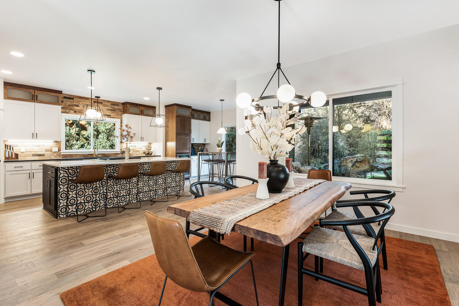 Three Pines - Residential