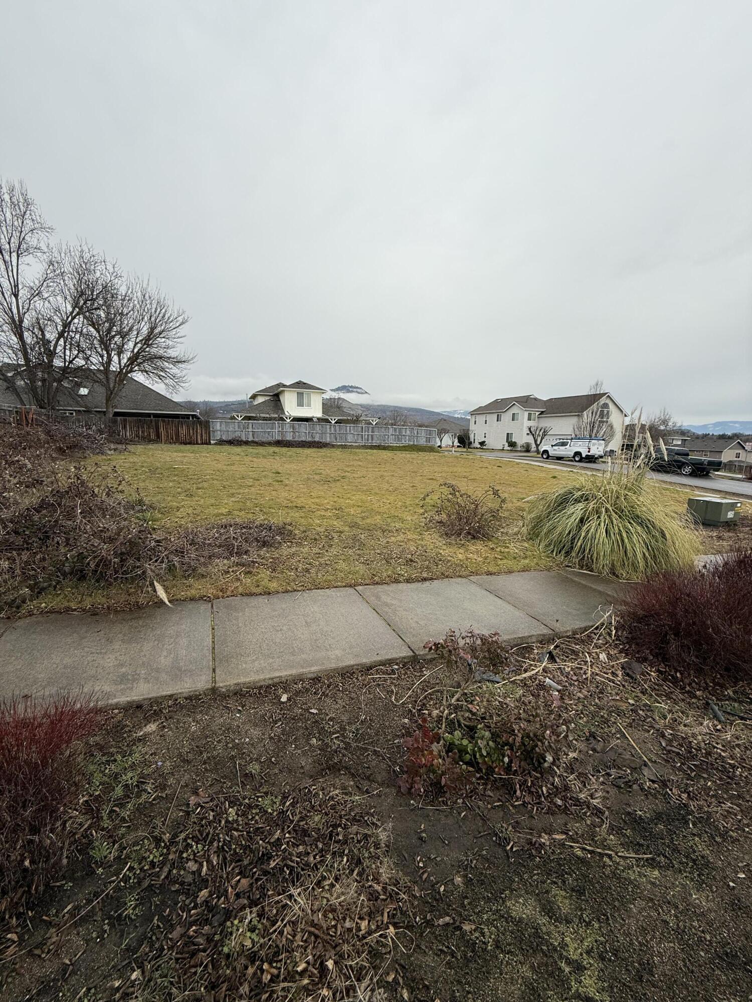 Arrowhead Heights Subdivision - Land