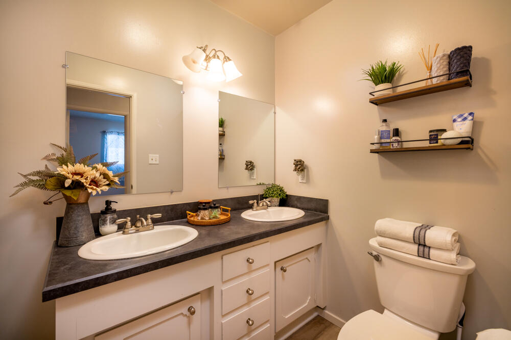 West Hills Homes - Residential