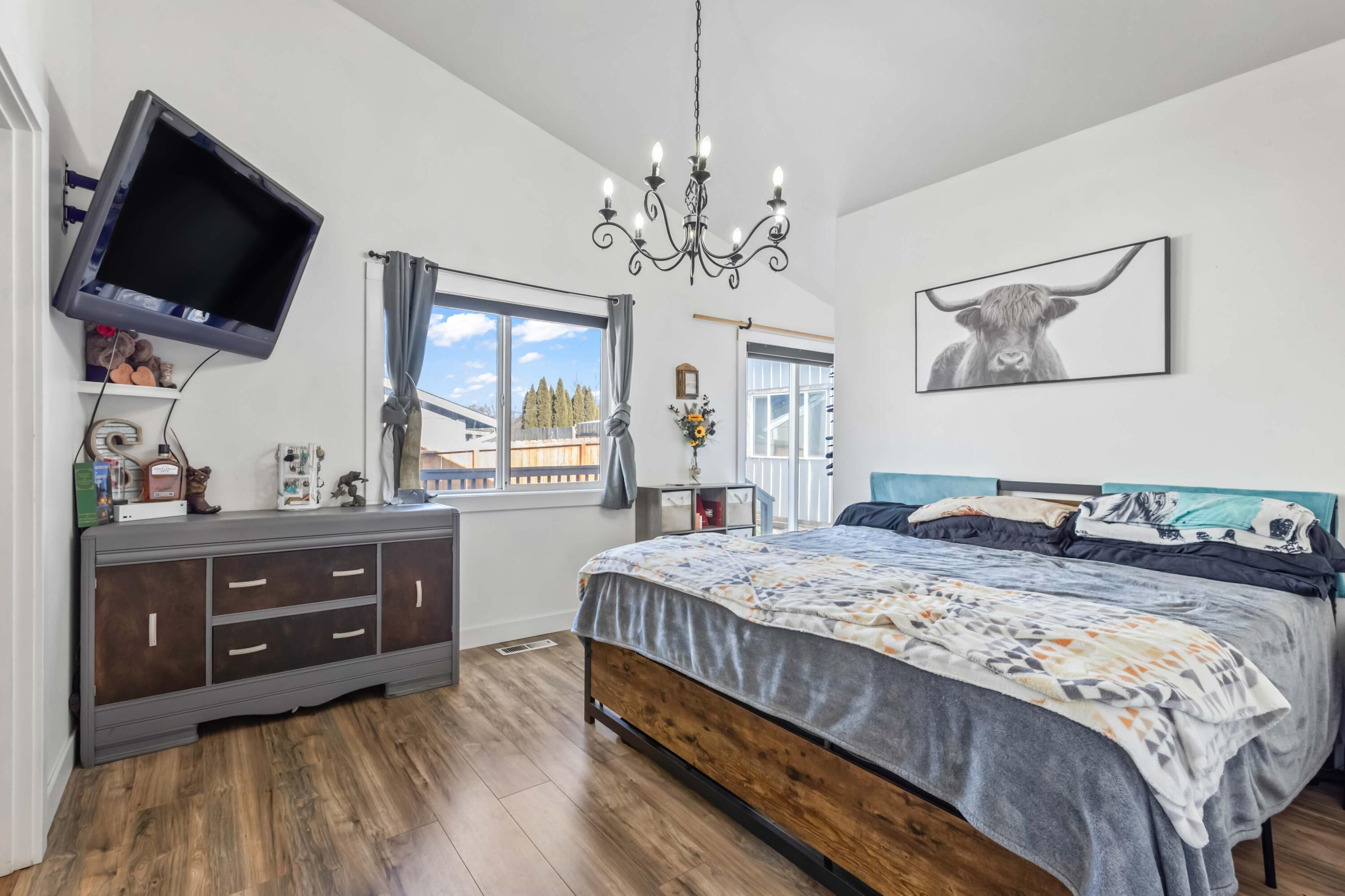Palisades Estate - Residential
