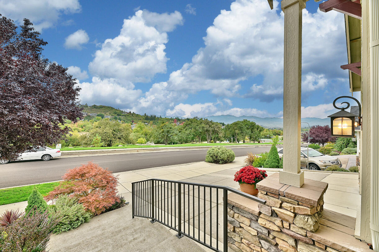 Forest Ridge At Vista Pointe Phase 9 - Residential