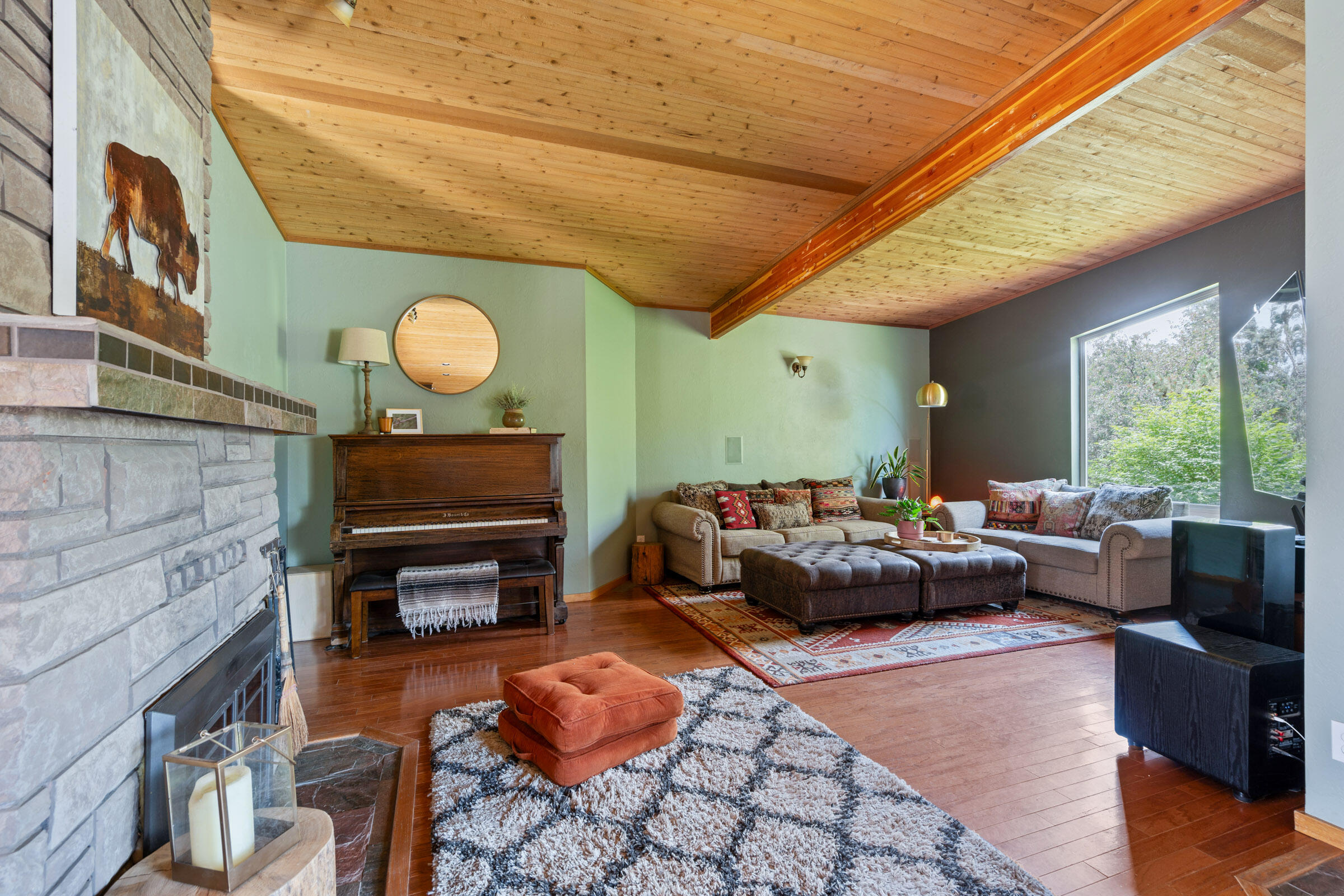 Hunts Three Sisters - Residential