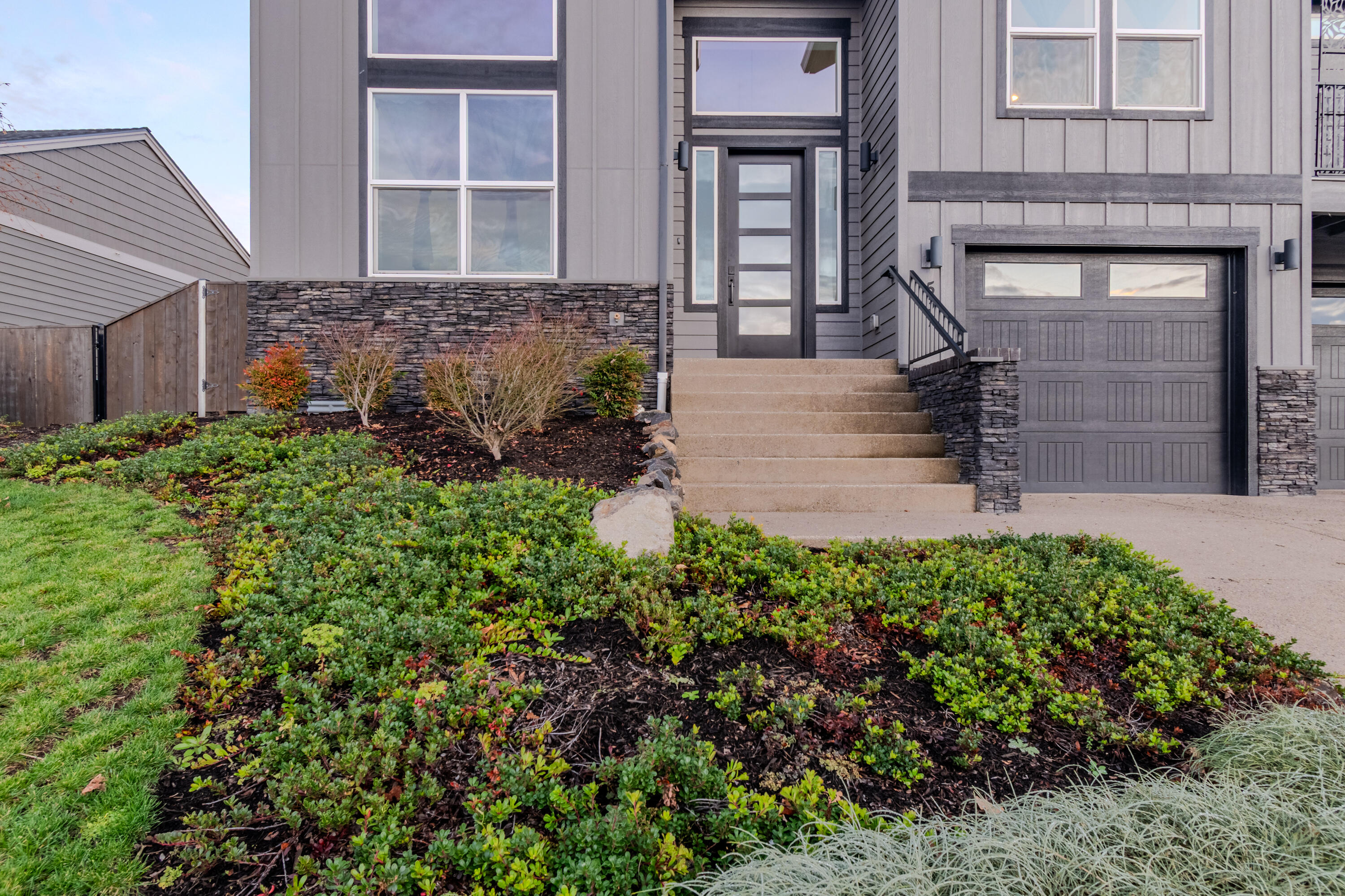 Bella Vista Heights Phases 1 & 2 - Residential