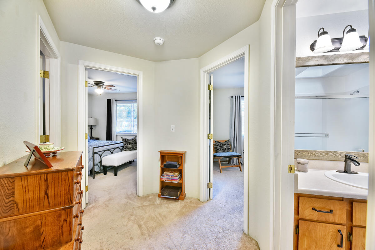 Valley Point - Residential
