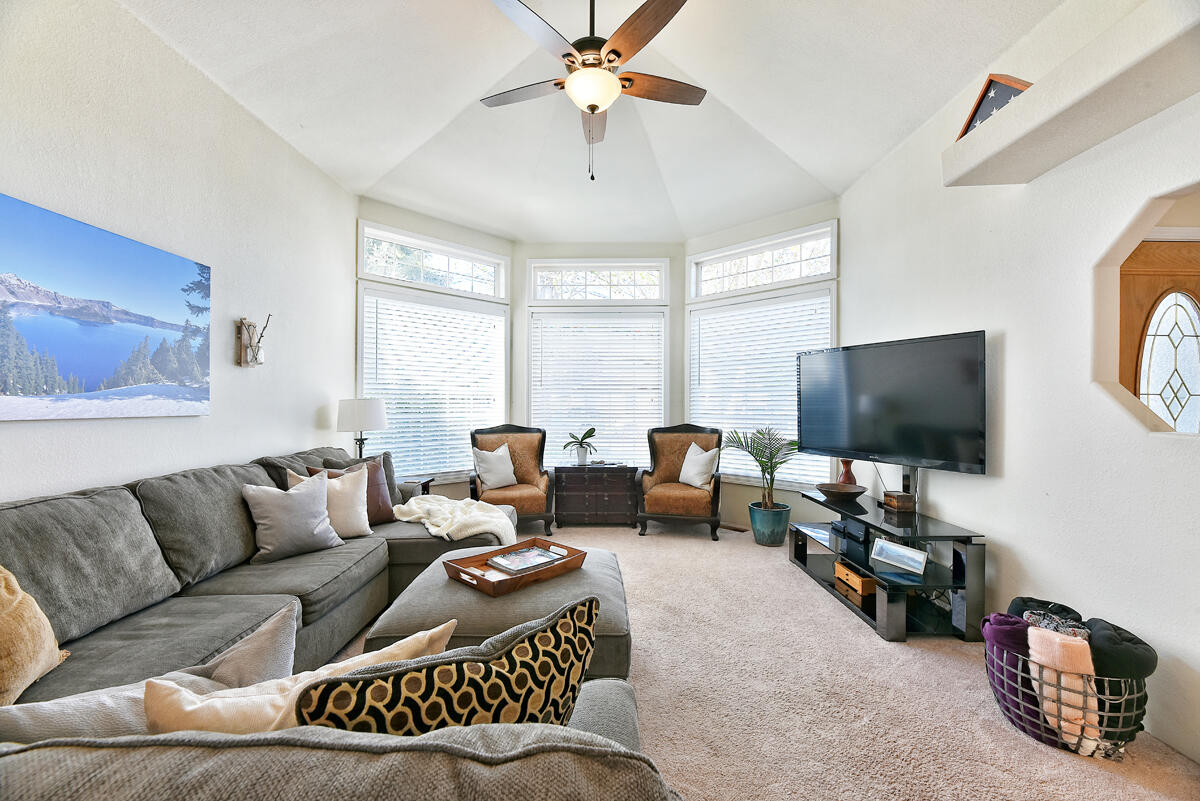 Valley Point - Residential