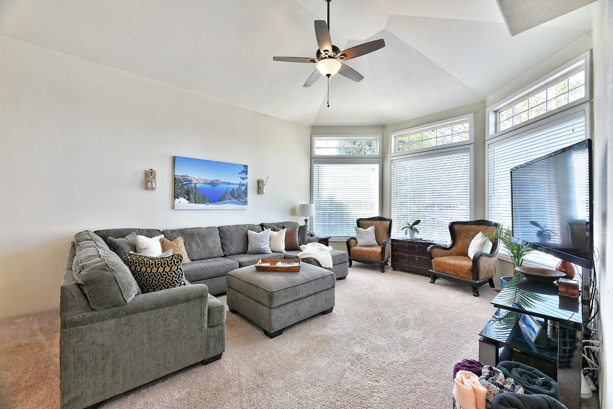 Valley Point - Residential